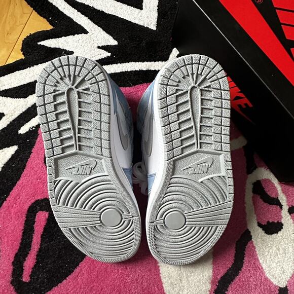 Jordan 1 Retro High Royal Smoke Grey – Size 8 – Brand New - Picture 5 of 7